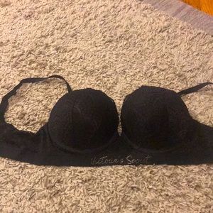 Victoria’ secret glittery black lace bra